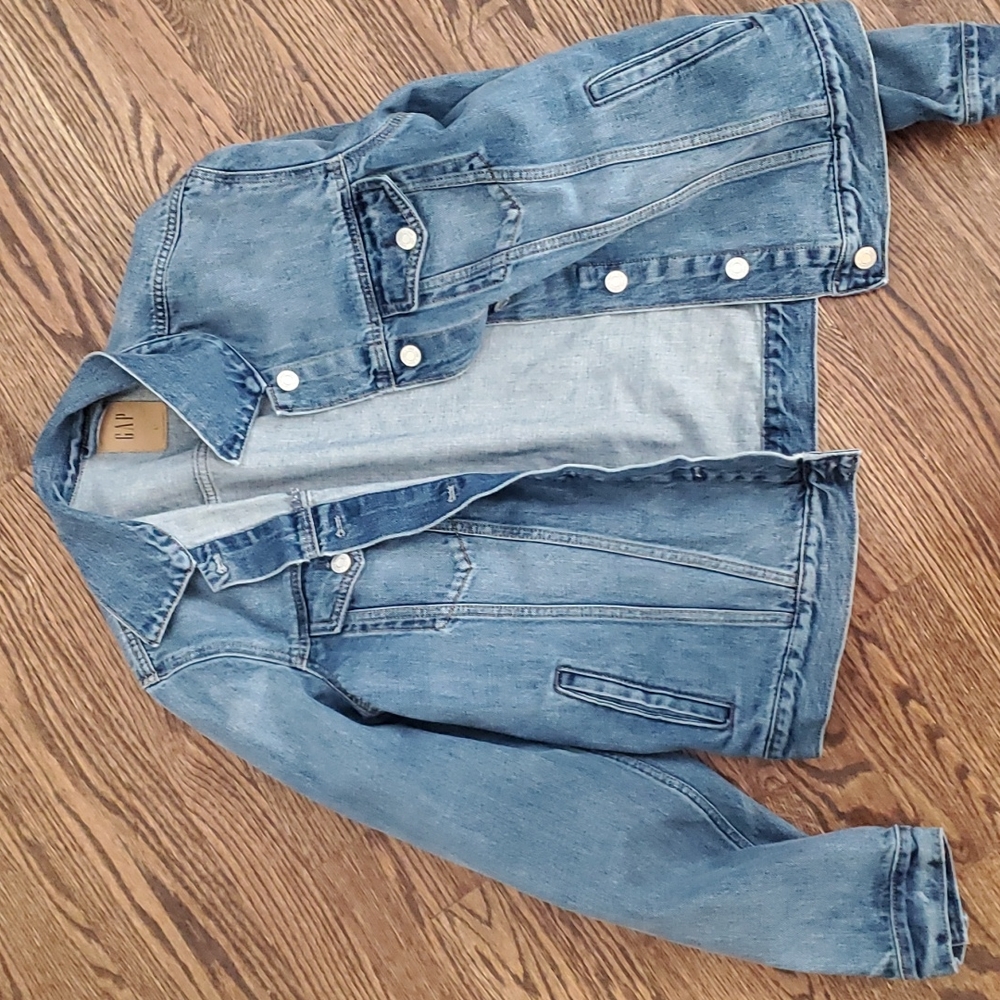 GAP Jean jacket large tall